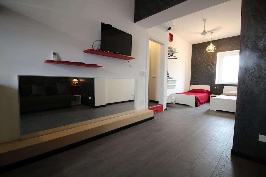 Monolocale Trainspotting Apartment Verona Exterior foto